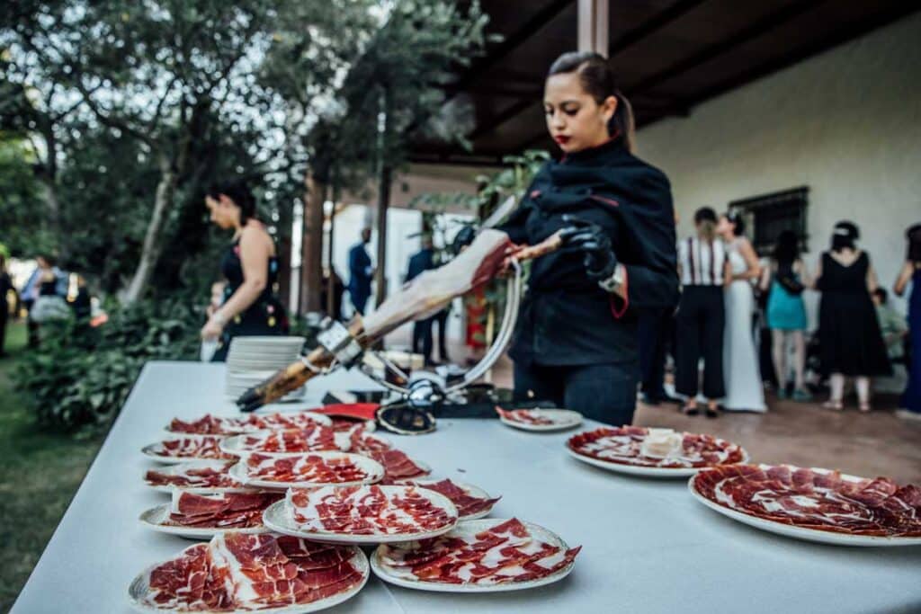 Mesa corte jamón boda La Dehesilla